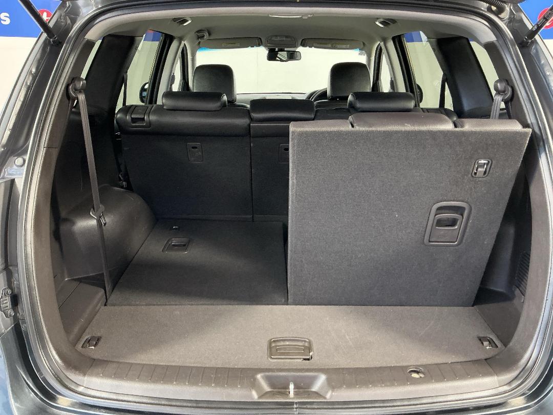 Photo '14' of Hyundai Santa FE Photo '14' of Hyundai Santa FE