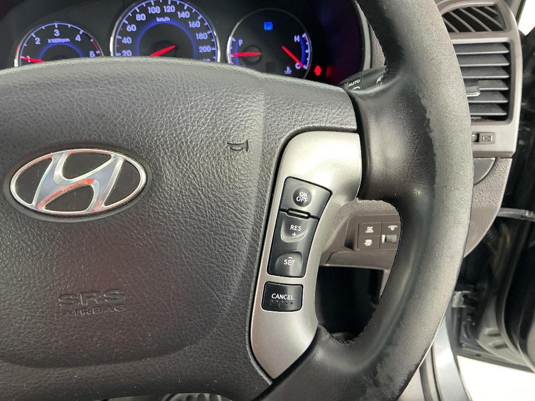 Photo '24' of Hyundai Santa FE Photo '24' of Hyundai Santa FE