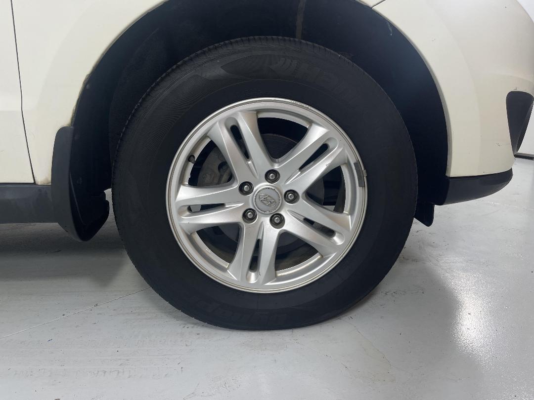 Photo '9' of Hyundai Santa FE