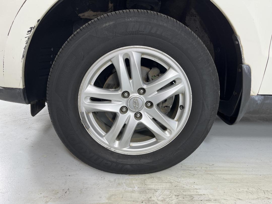 Photo '10' of Hyundai Santa FE