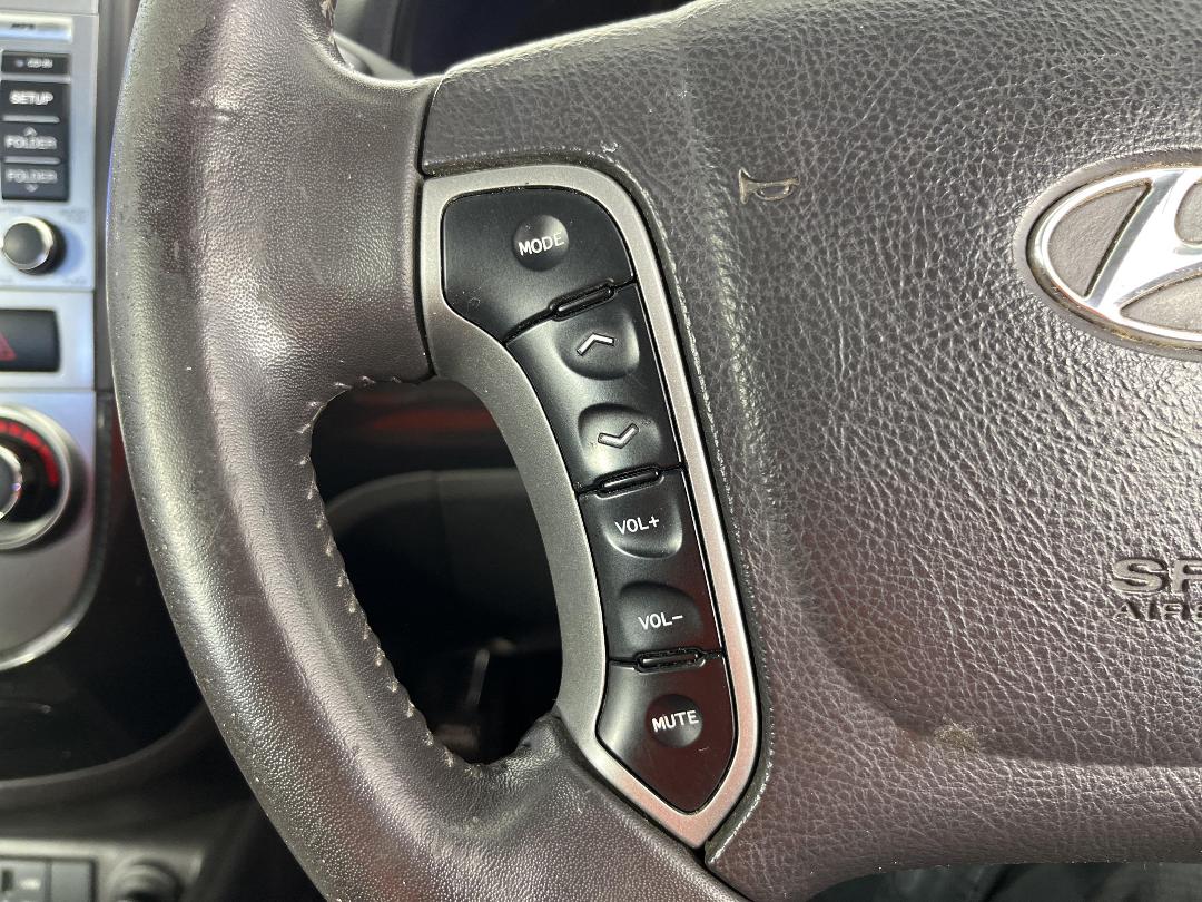 Photo '24' of Hyundai Santa FE