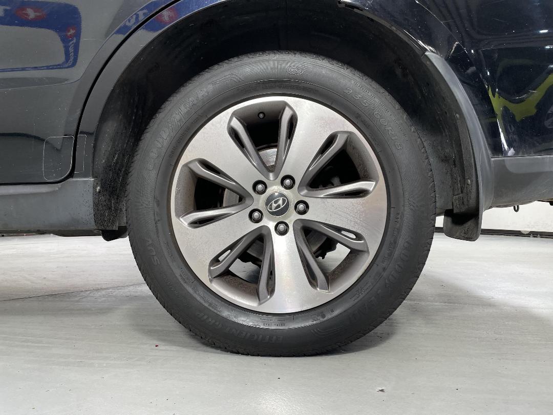 Photo '11' of Hyundai Santa FE Photo '11' of Hyundai Santa FE