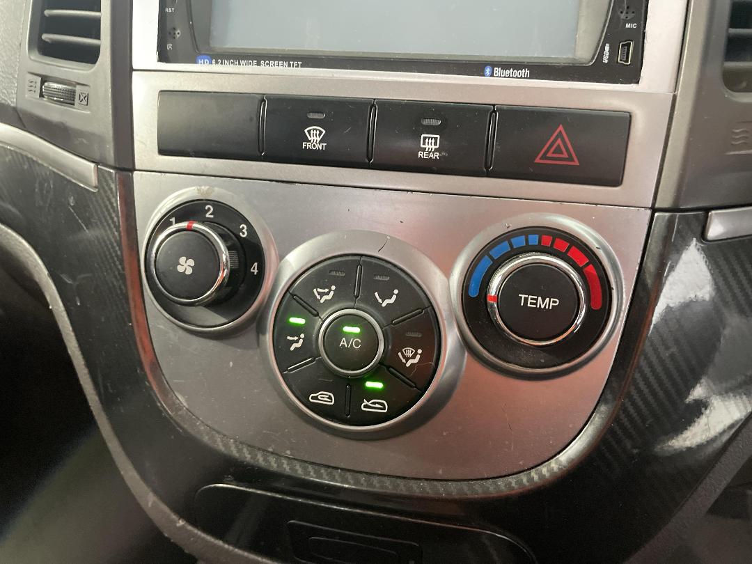 Photo '30' of Hyundai Santa FE