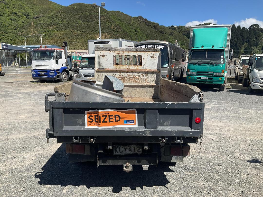 Photo '6' of Isuzu ELF Tipper