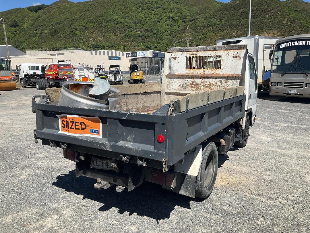 Photo '5' of Isuzu ELF Tipper