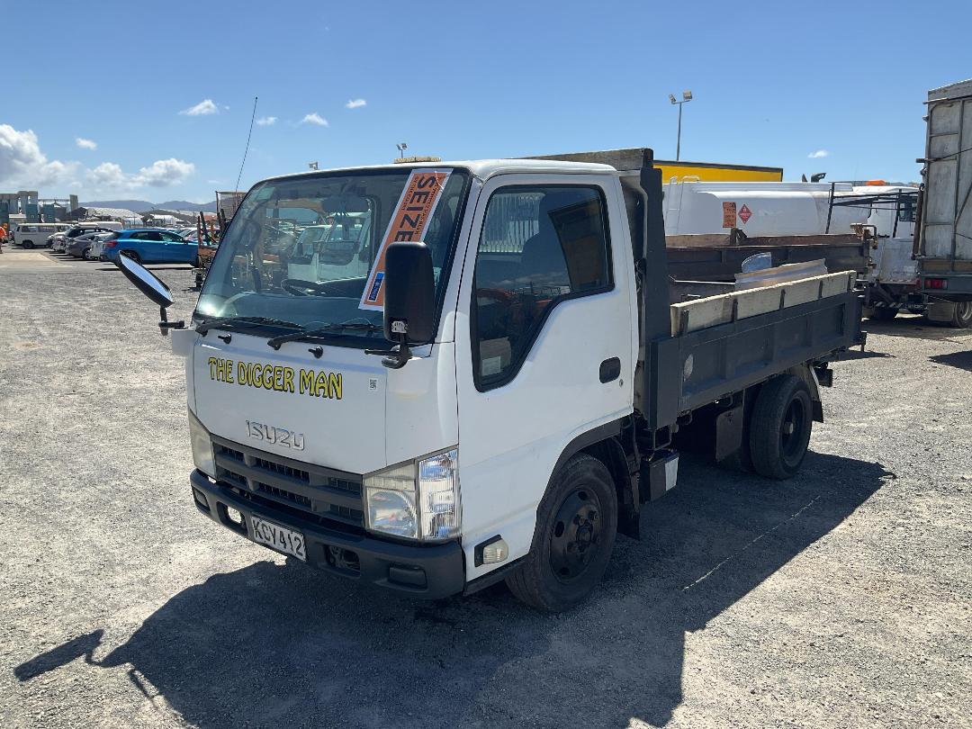 Photo '12' of Isuzu ELF Tipper