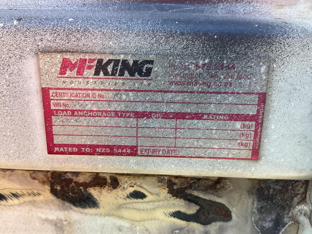 Photo '32' of Isuzu ELF Tipper