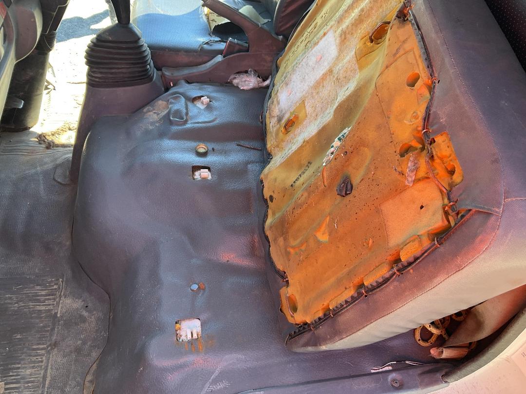 Photo '20' of Isuzu ELF Tipper