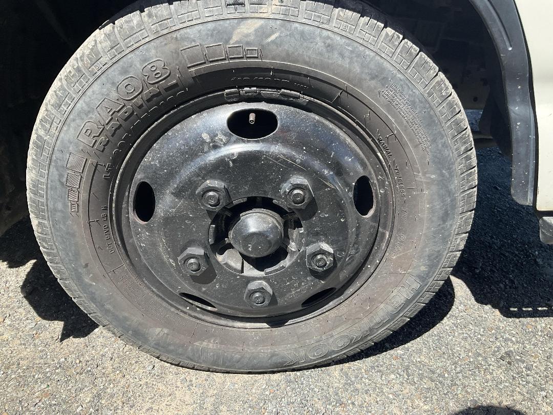 Photo '35' of Isuzu ELF Tipper