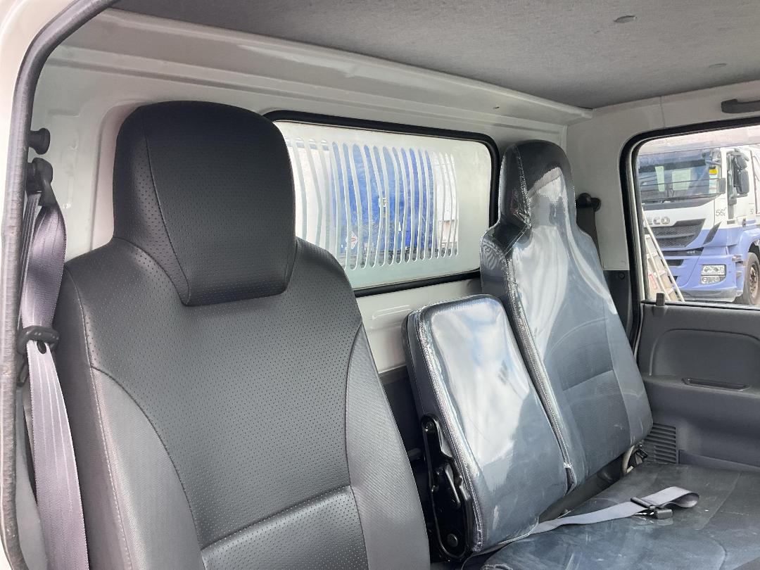 Photo '19' of Isuzu ELF Tipper