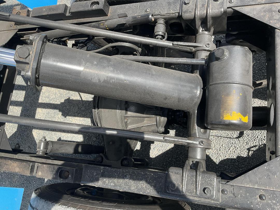 Photo '30' of Isuzu ELF Tipper