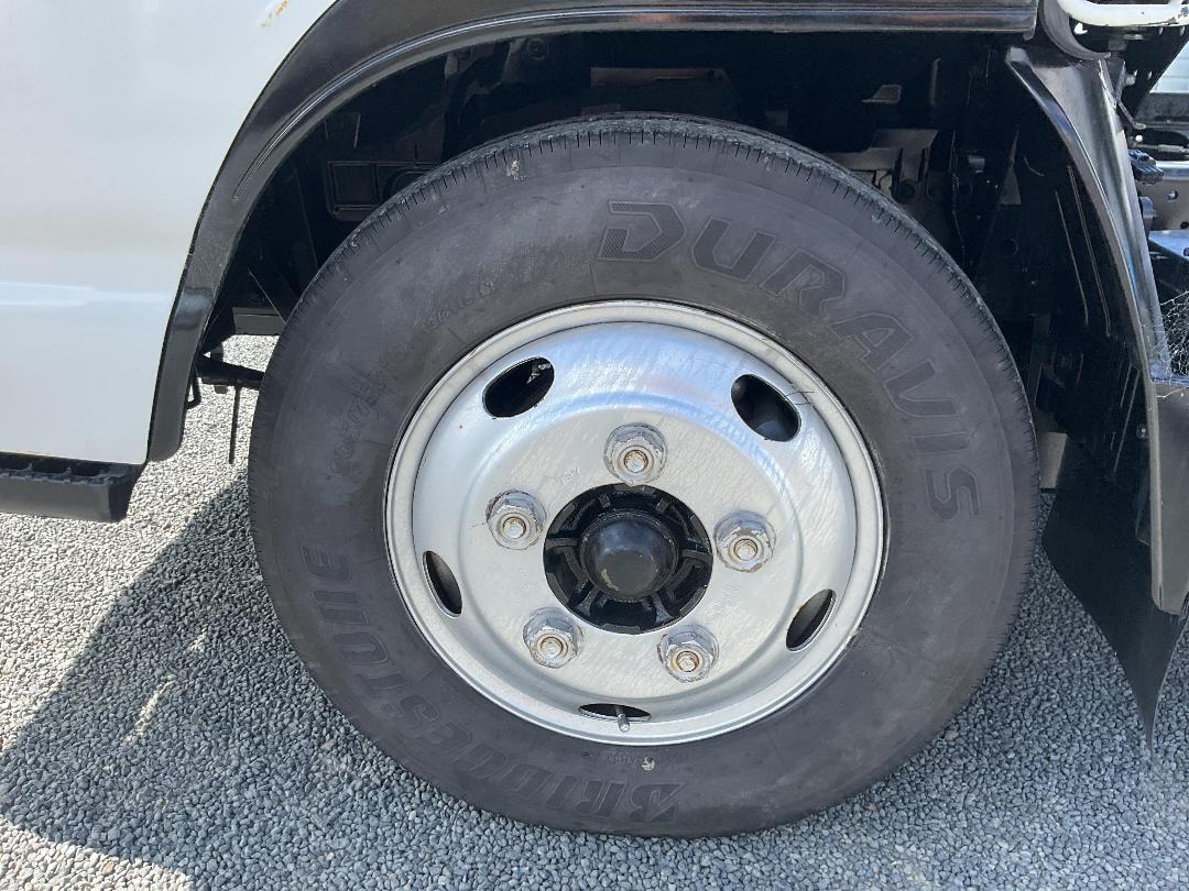 Photo '34' of Isuzu ELF Tipper