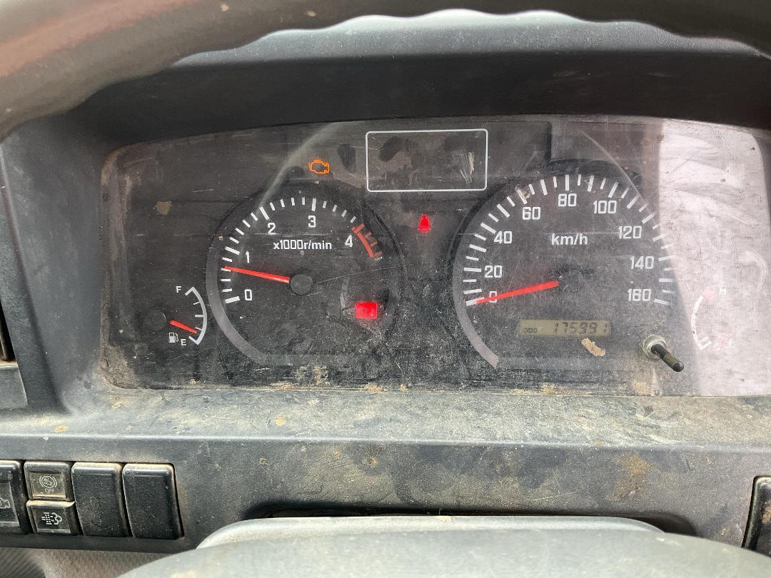 Photo '13' of Isuzu ELF Tipper Photo '13' of Isuzu ELF Tipper