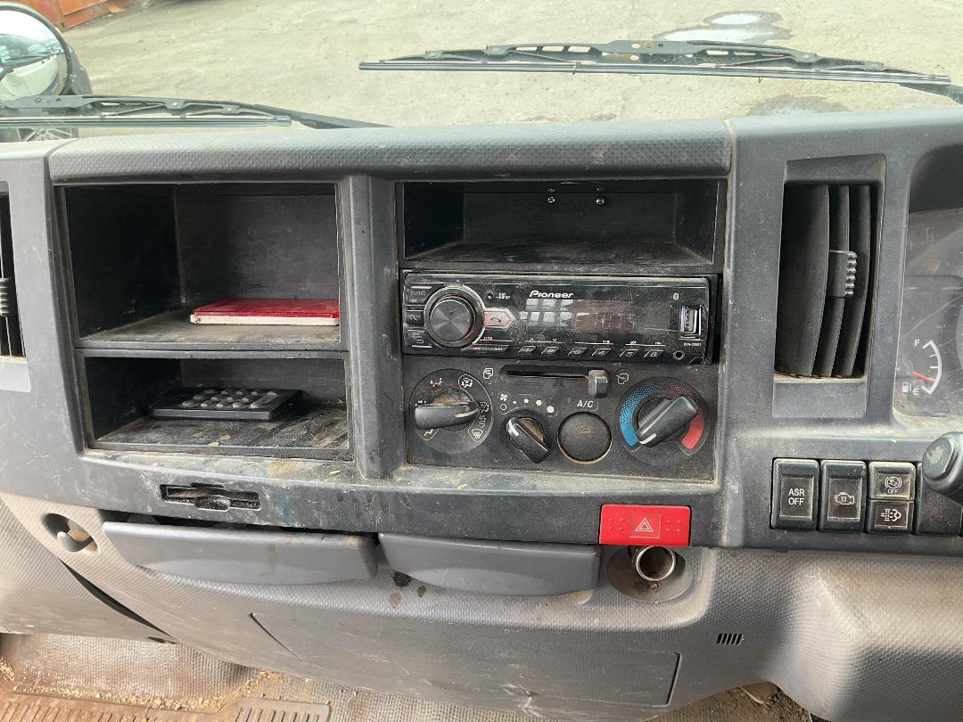 Photo '36' of Isuzu ELF Tipper Photo '36' of Isuzu ELF Tipper