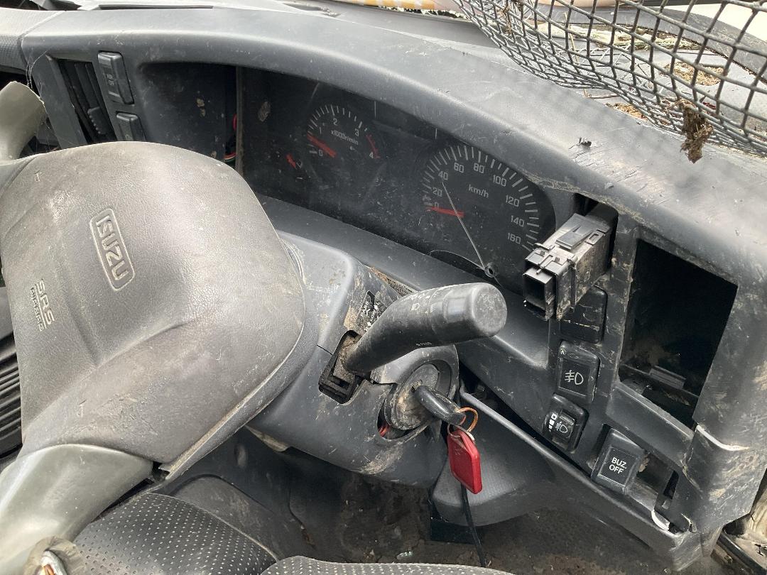 Photo '15' of Isuzu ELF NPR75N Chiller