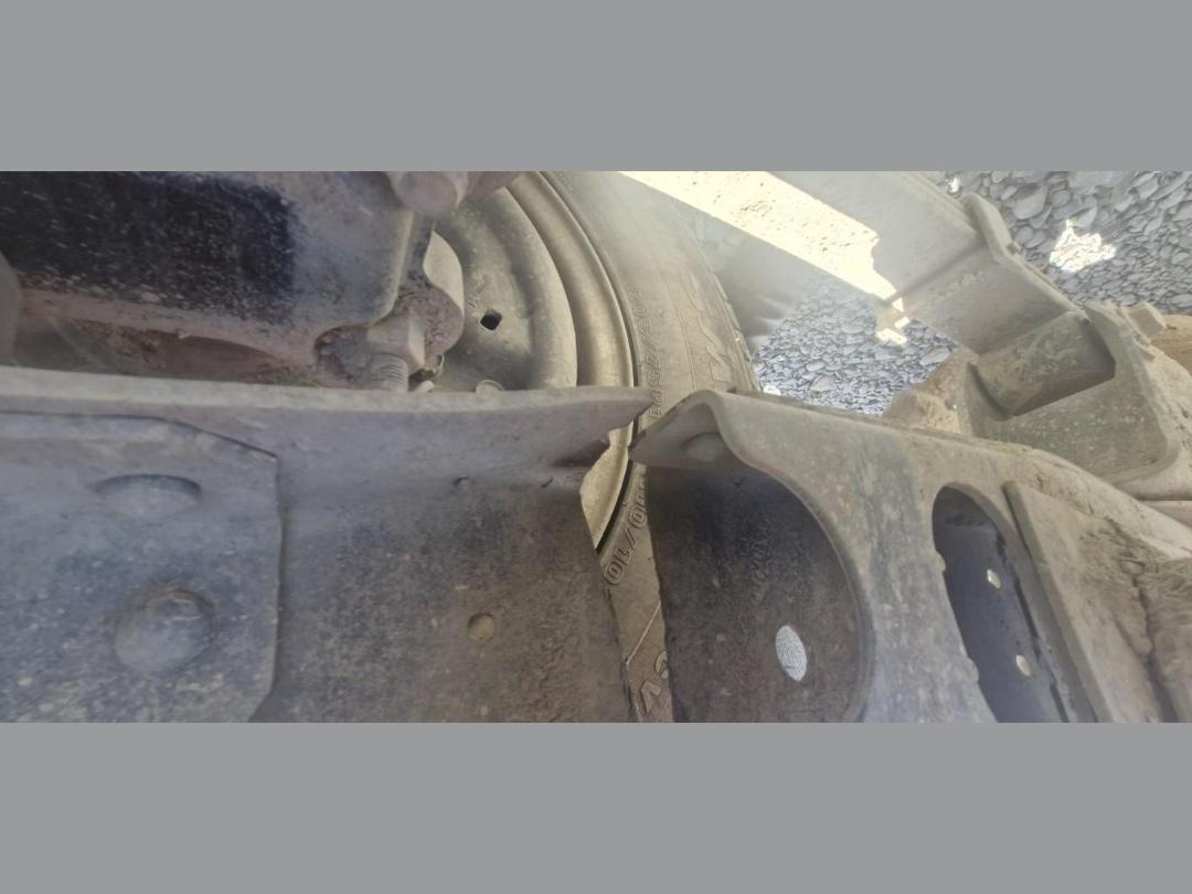 Photo '13' of Isuzu ELF Other Truck Photo '13' of Isuzu ELF Other Truck