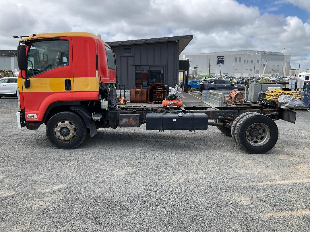 Photo '7' of Isuzu F Series FSR700 Cab Chassis
