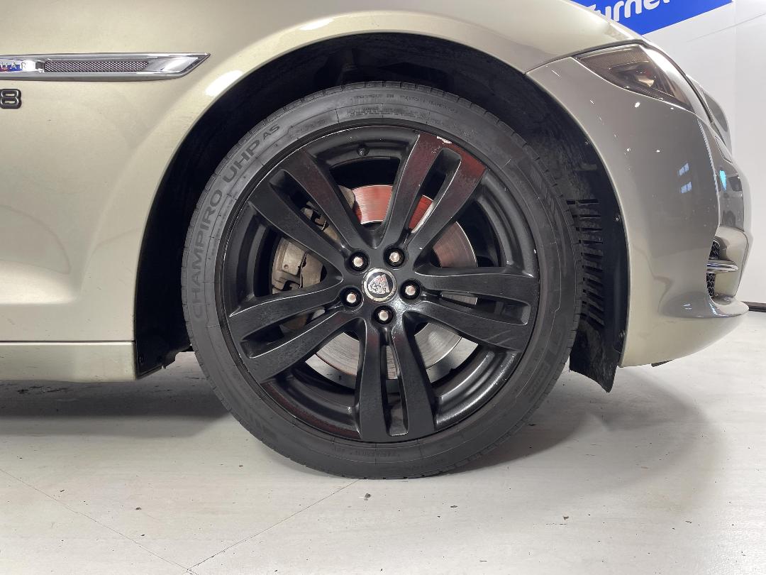 Photo '9' of Jaguar XJ