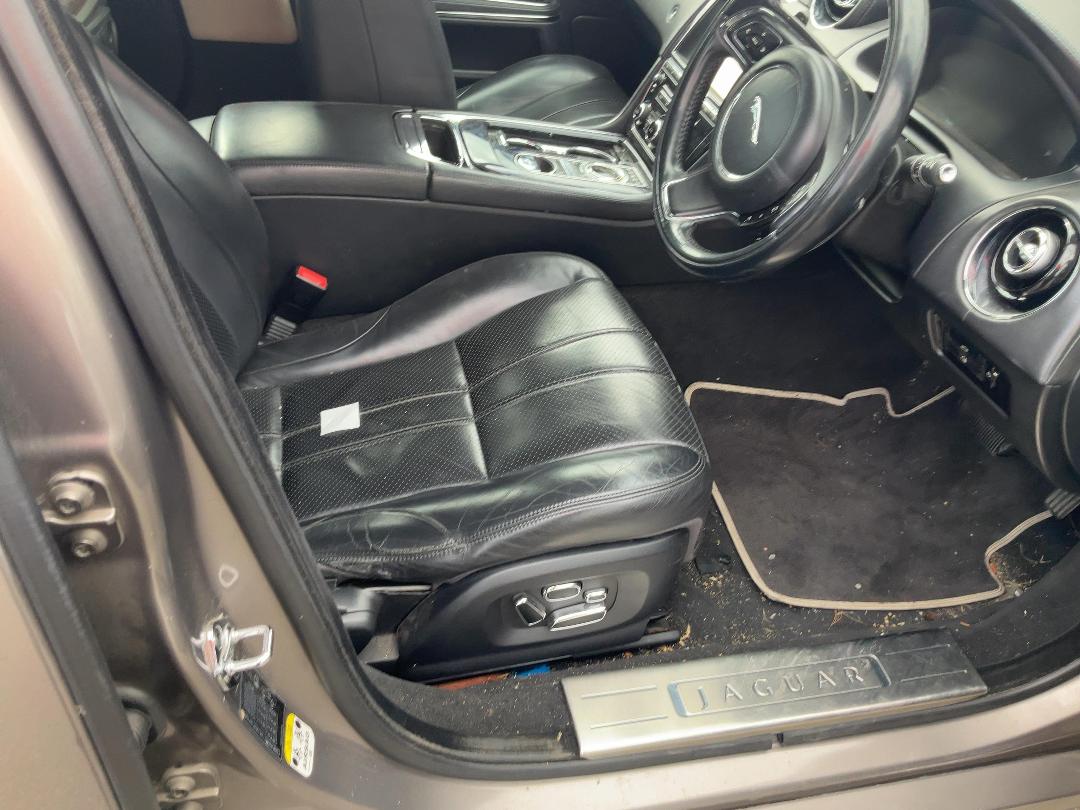 Photo '16' of Jaguar XJ