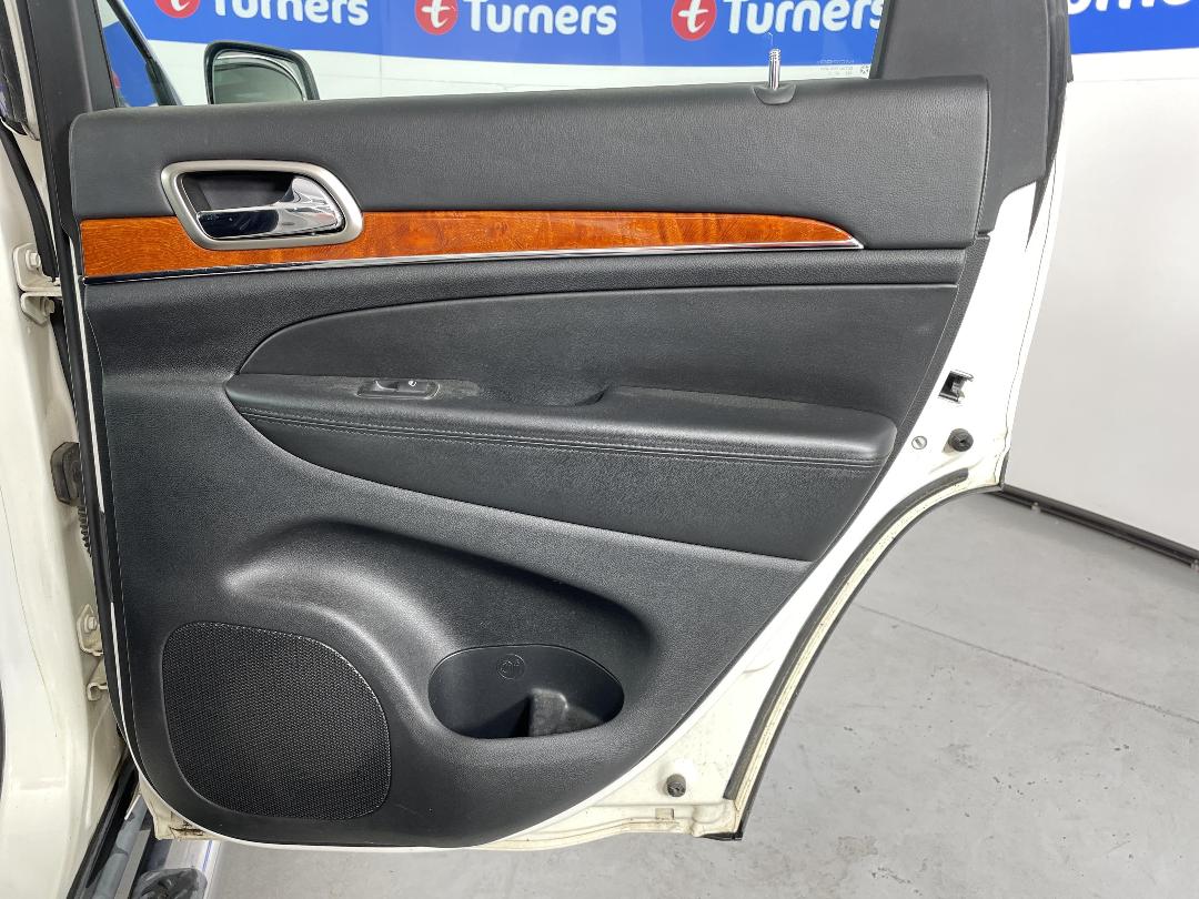 Photo '19' of Jeep Grand Cherokee