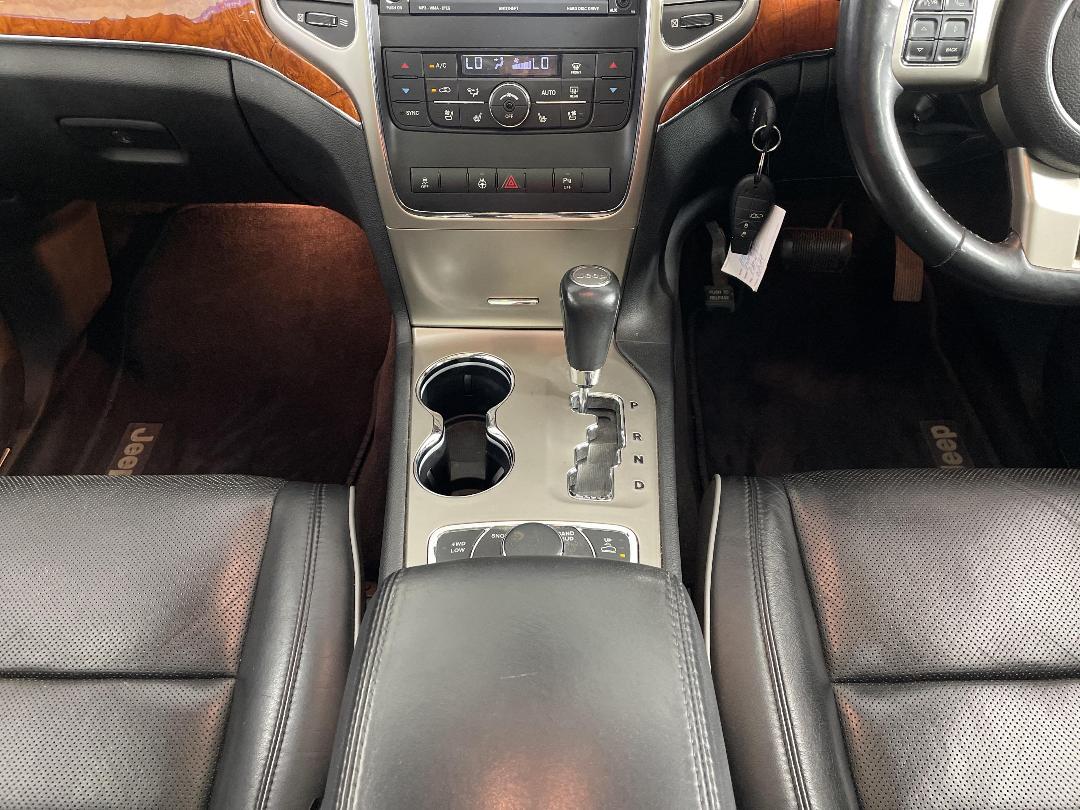 Photo '18' of Jeep Grand Cherokee