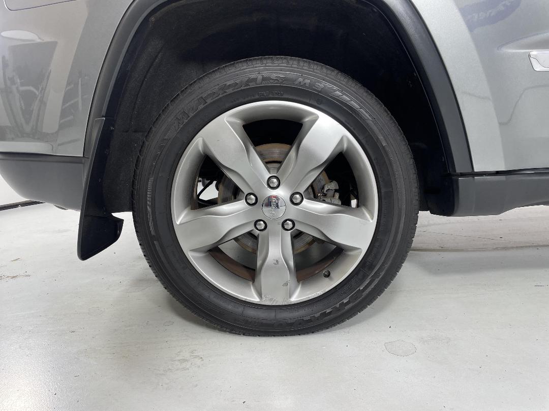 Photo '12' of Jeep Grand Cherokee