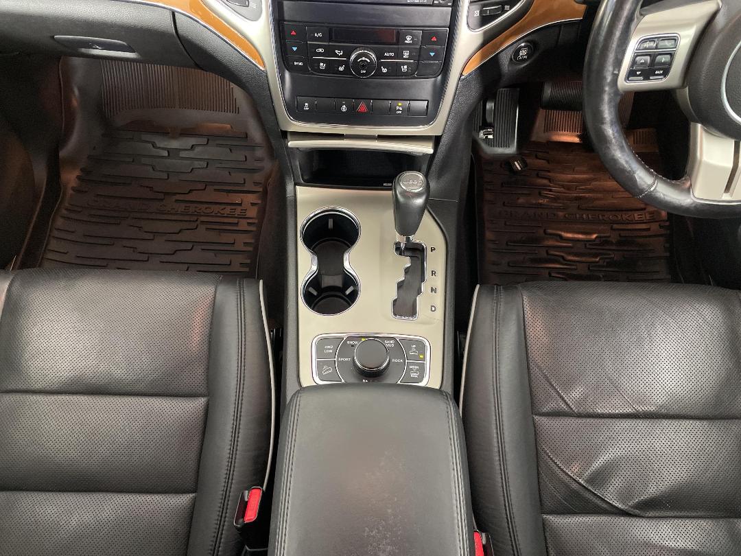 Photo '18' of Jeep Grand Cherokee