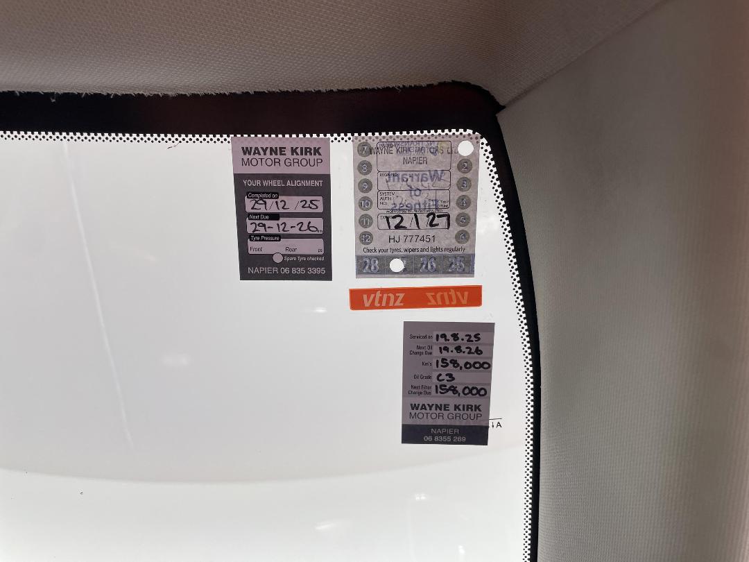 Photo '29' of Jeep Grand Cherokee