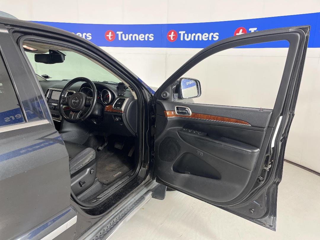 Photo '15' of Jeep Grand Cherokee