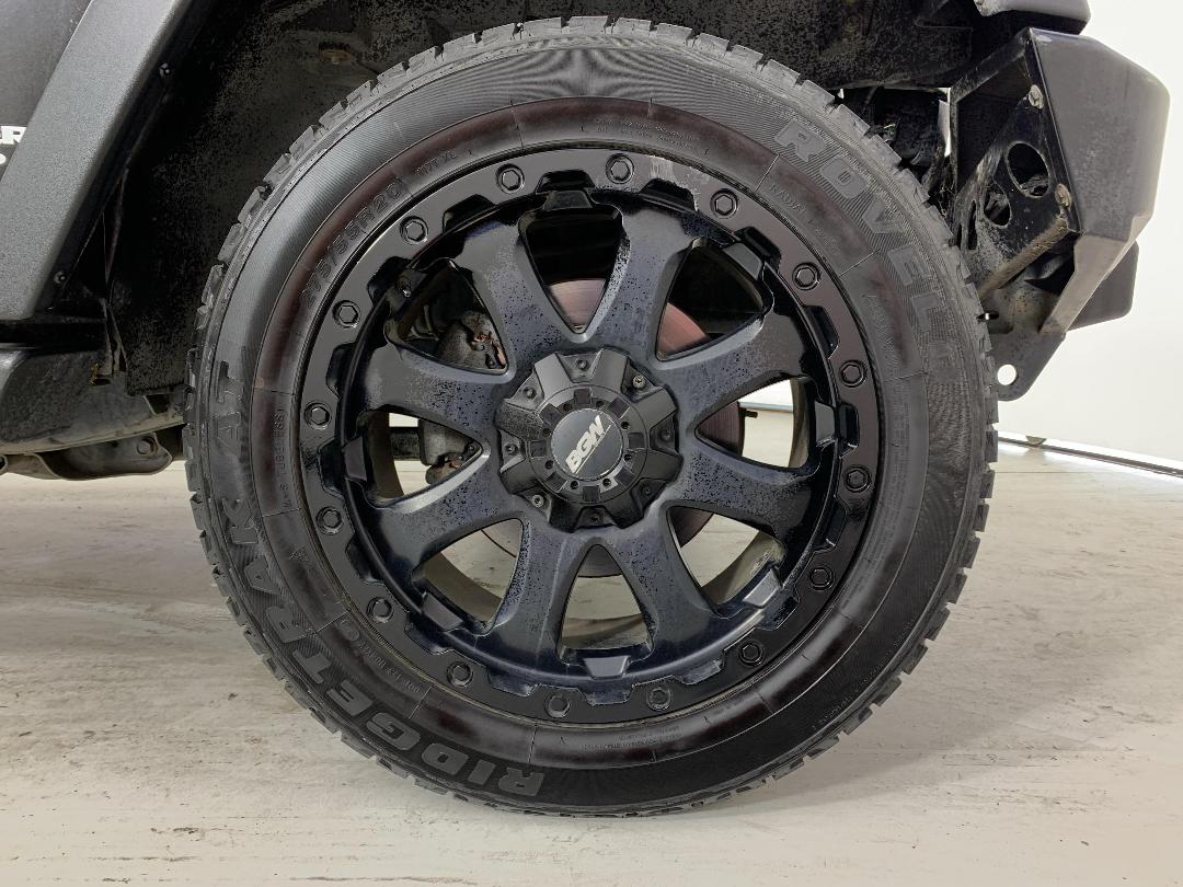 Photo '9' of Jeep Wrangler