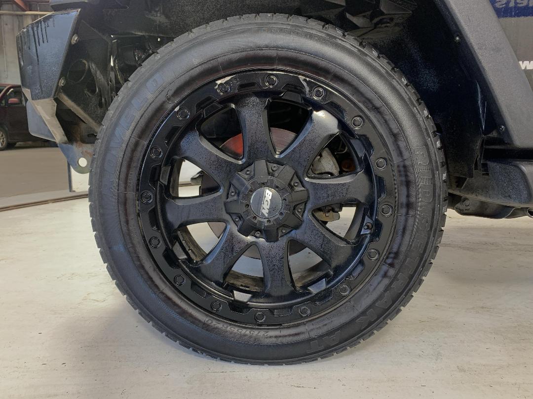 Photo '10' of Jeep Wrangler