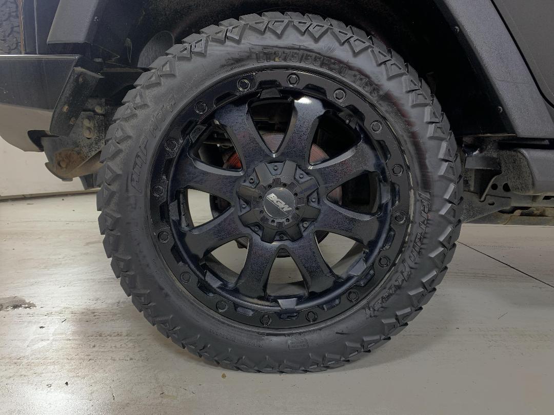 Photo '12' of Jeep Wrangler