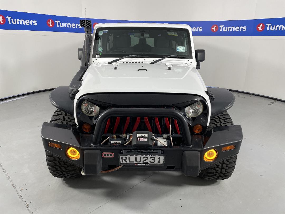 Photo '2' of Jeep Wrangler