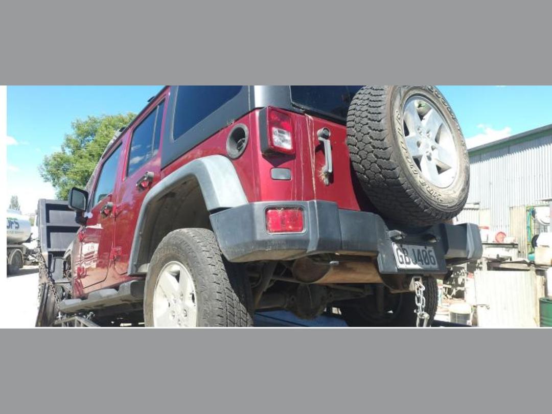 Photo '3' of Jeep Wrangler Renegade PET Photo '3' of Jeep Wrangler Renegade PET
