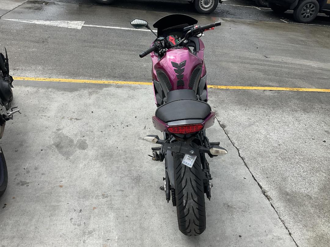 Photo '6' of Kawasaki 650 RL Ninja Photo '6' of Kawasaki 650 RL Ninja