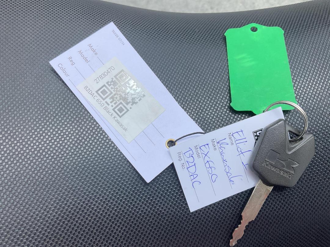 Photo '9' of Kawasaki 650 RL Ninja Photo '9' of Kawasaki 650 RL Ninja