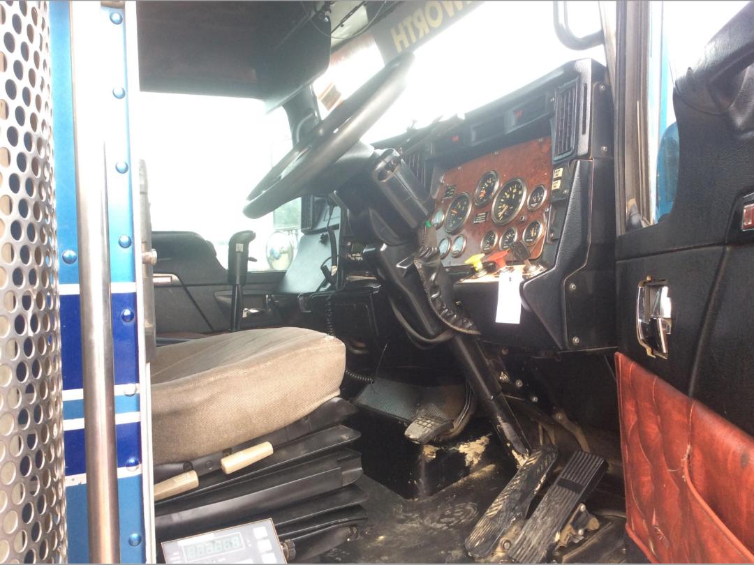 Photo '11' of Kenworth T408 & 2011 PATCHELL Logger