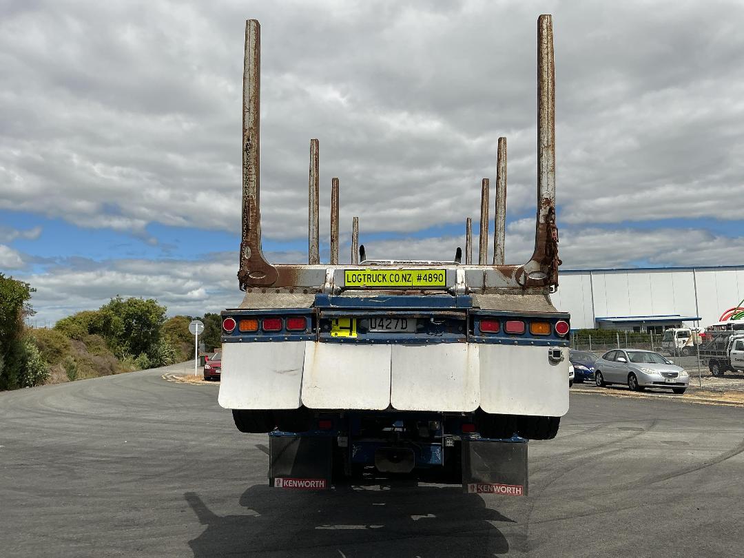 Photo '5' of Kenworth T408 Logger Photo '5' of Kenworth T408 Logger