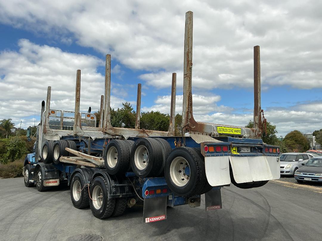 Photo '7' of Kenworth T408 Logger Photo '7' of Kenworth T408 Logger