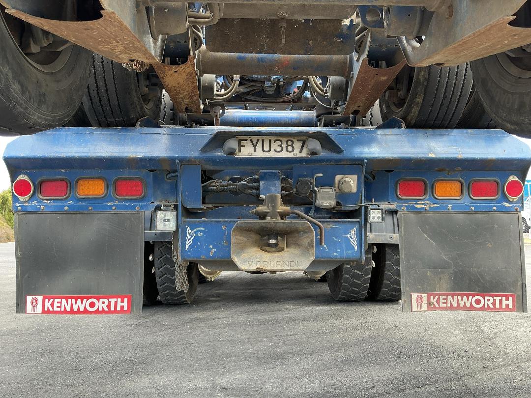 Photo '6' of Kenworth T408 Logger Photo '6' of Kenworth T408 Logger