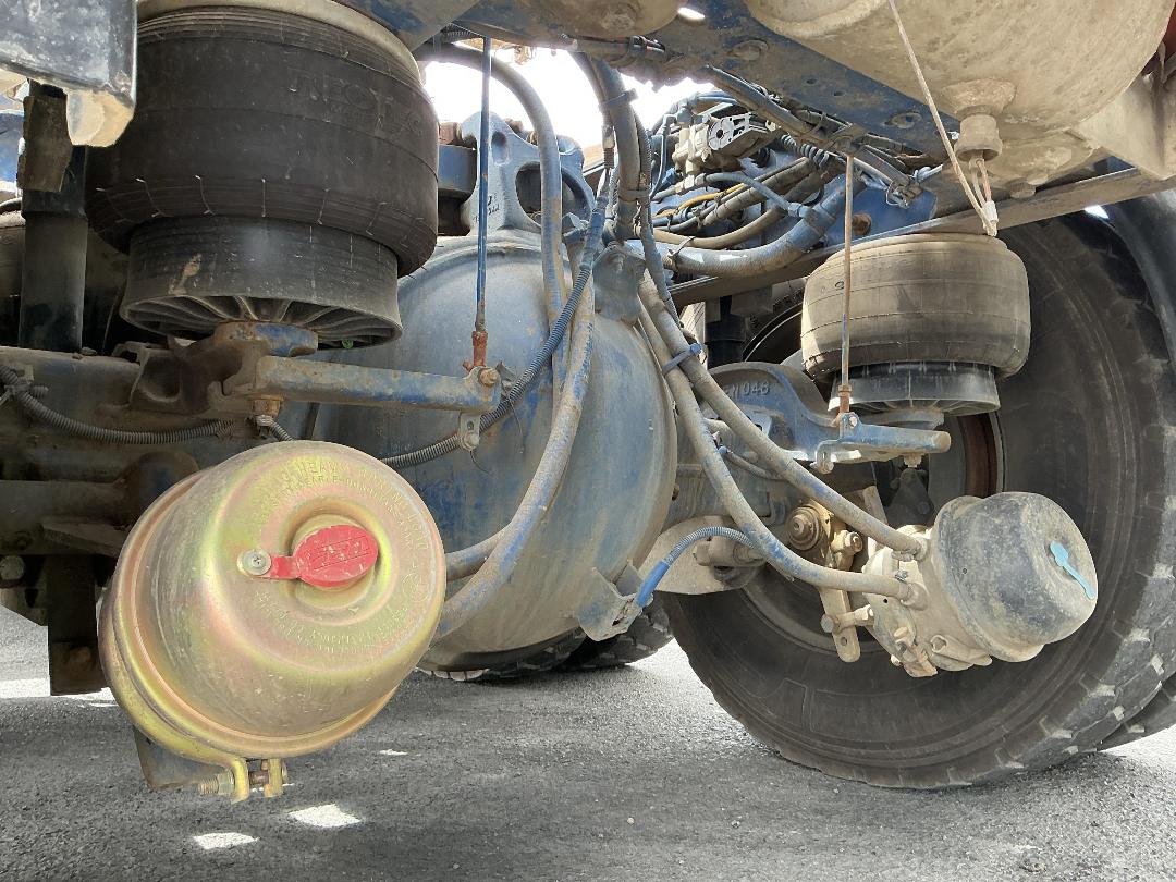 Photo '35' of Kenworth T408 Logger Photo '35' of Kenworth T408 Logger