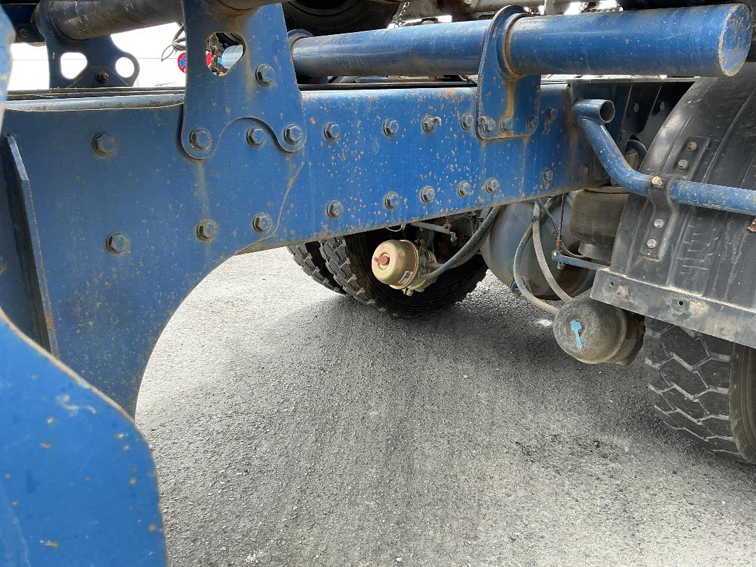 Photo '32' of Kenworth T408 Logger Photo '32' of Kenworth T408 Logger