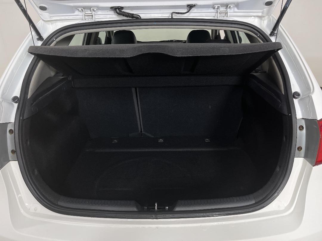 Photo '14' of KIA Cerato