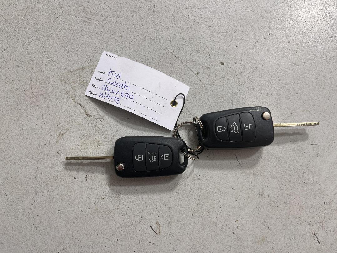 Photo '22' of KIA Cerato