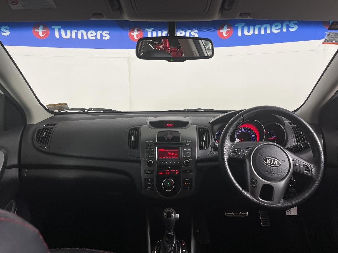 Photo '17' of KIA Cerato