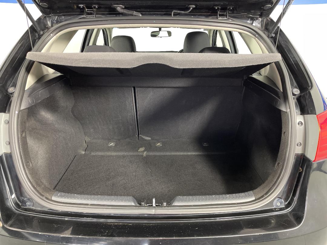 Photo '14' of KIA Cerato Photo '14' of KIA Cerato