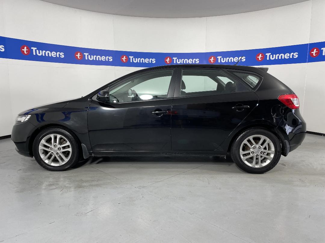 Photo '24' of KIA Cerato Photo '24' of KIA Cerato