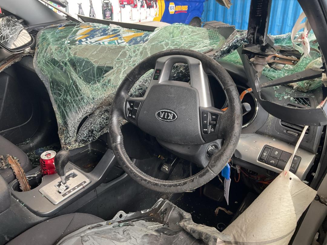 Photo '24' of KIA Sorento R