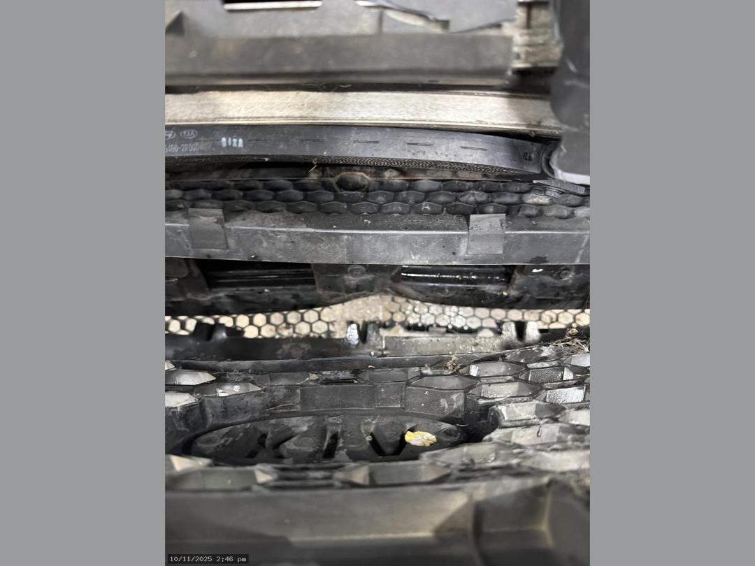 Photo '9' of KIA Sorento R EX Photo '9' of KIA Sorento R EX