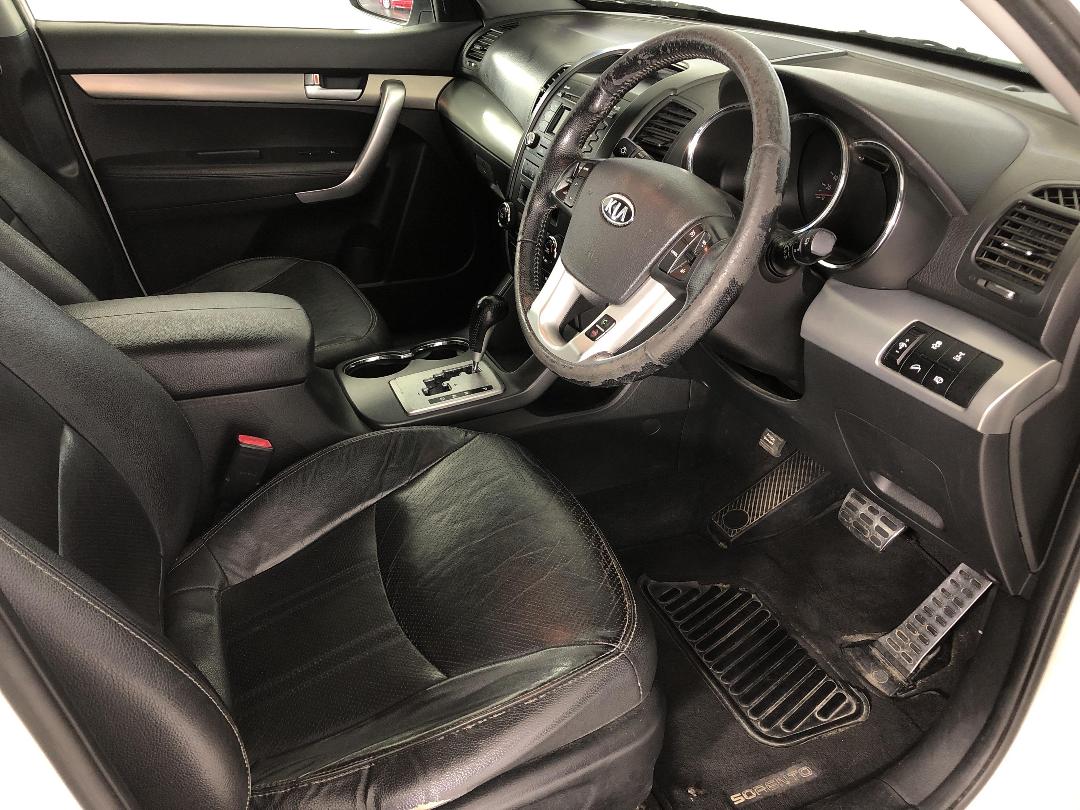 Photo '16' of KIA Sorento R